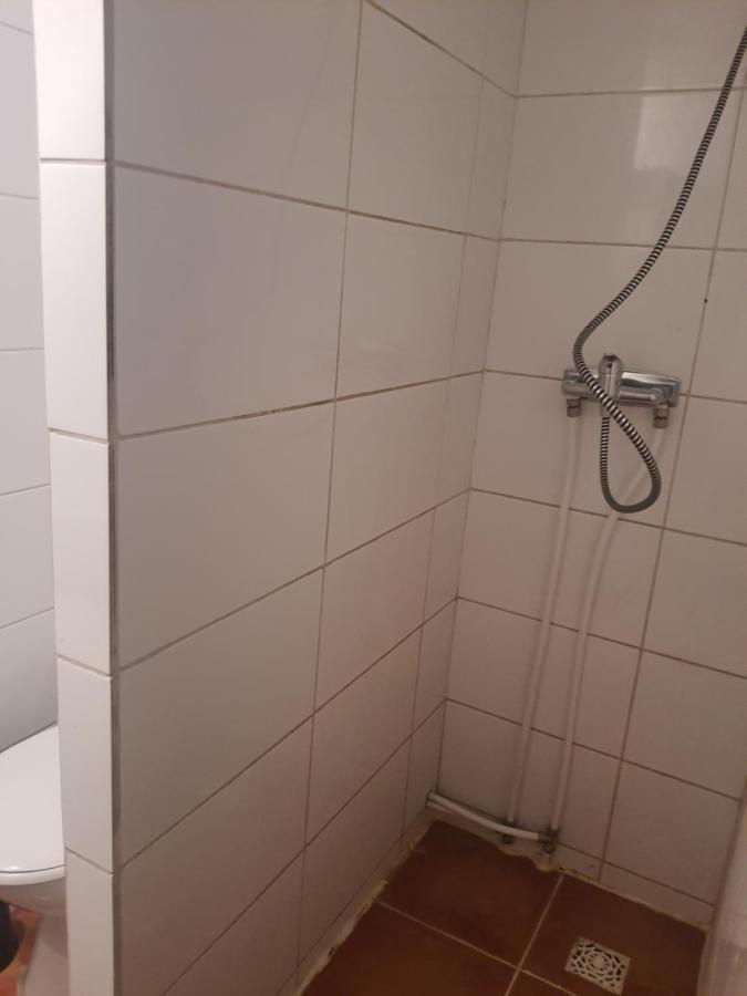 Liten Laegenhet 2 + 2 Pers Fågelfors Εξωτερικό φωτογραφία